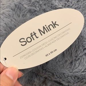 NWT | Gray Decorative Pillow Case 18x18